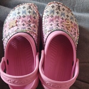 CROCS Kids Pink Embellished Slippers